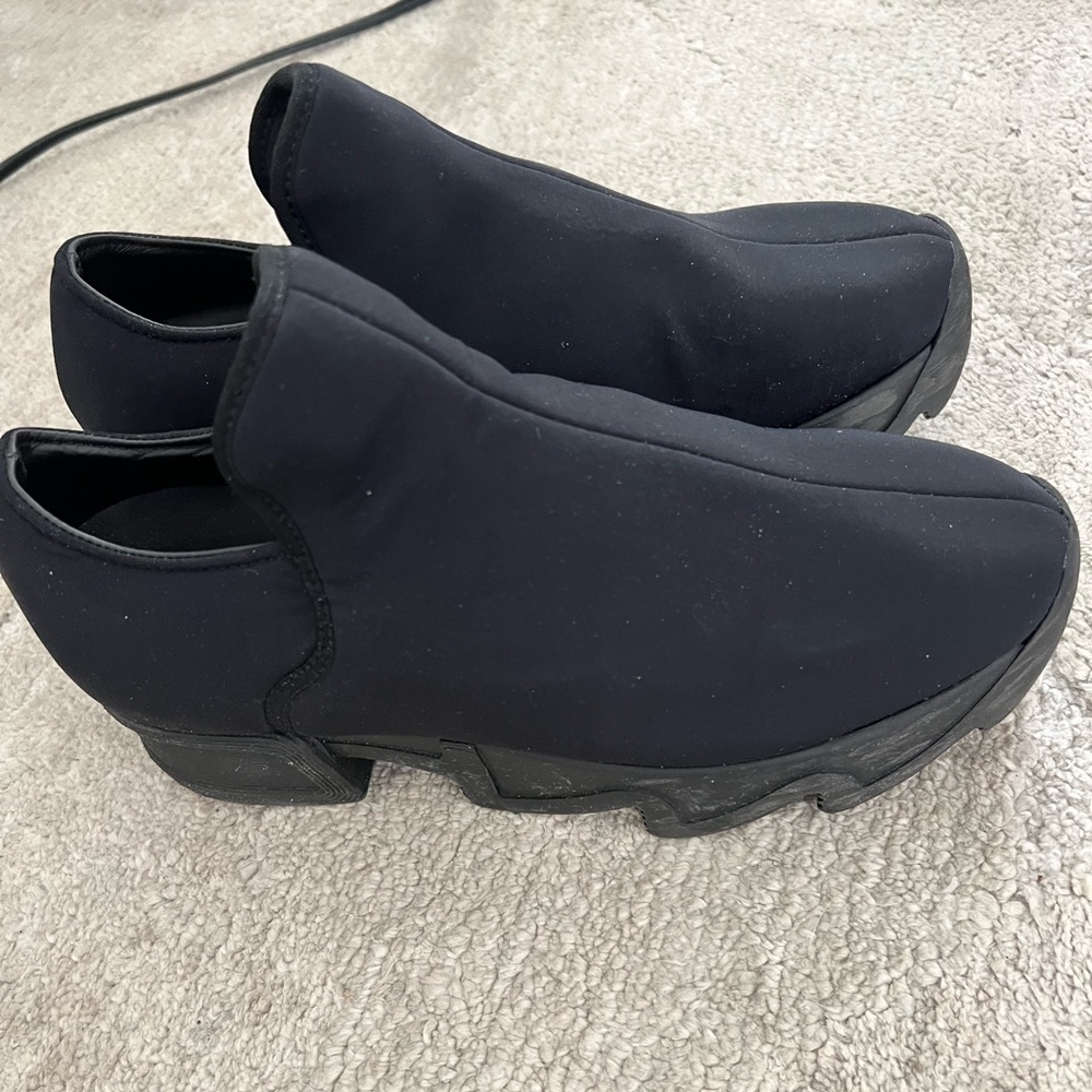 iRi NYC WES I Low Top Sneaker in Black Size 37.5 or US 7 — Worn Once — Orig $198